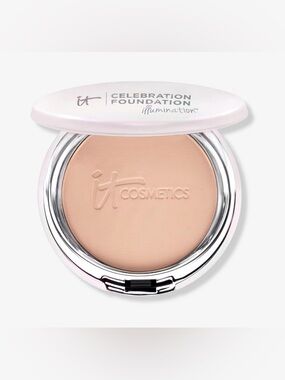 IT COSMETICS Celebration Foundation Illumination-Medium NEW IN BOX
